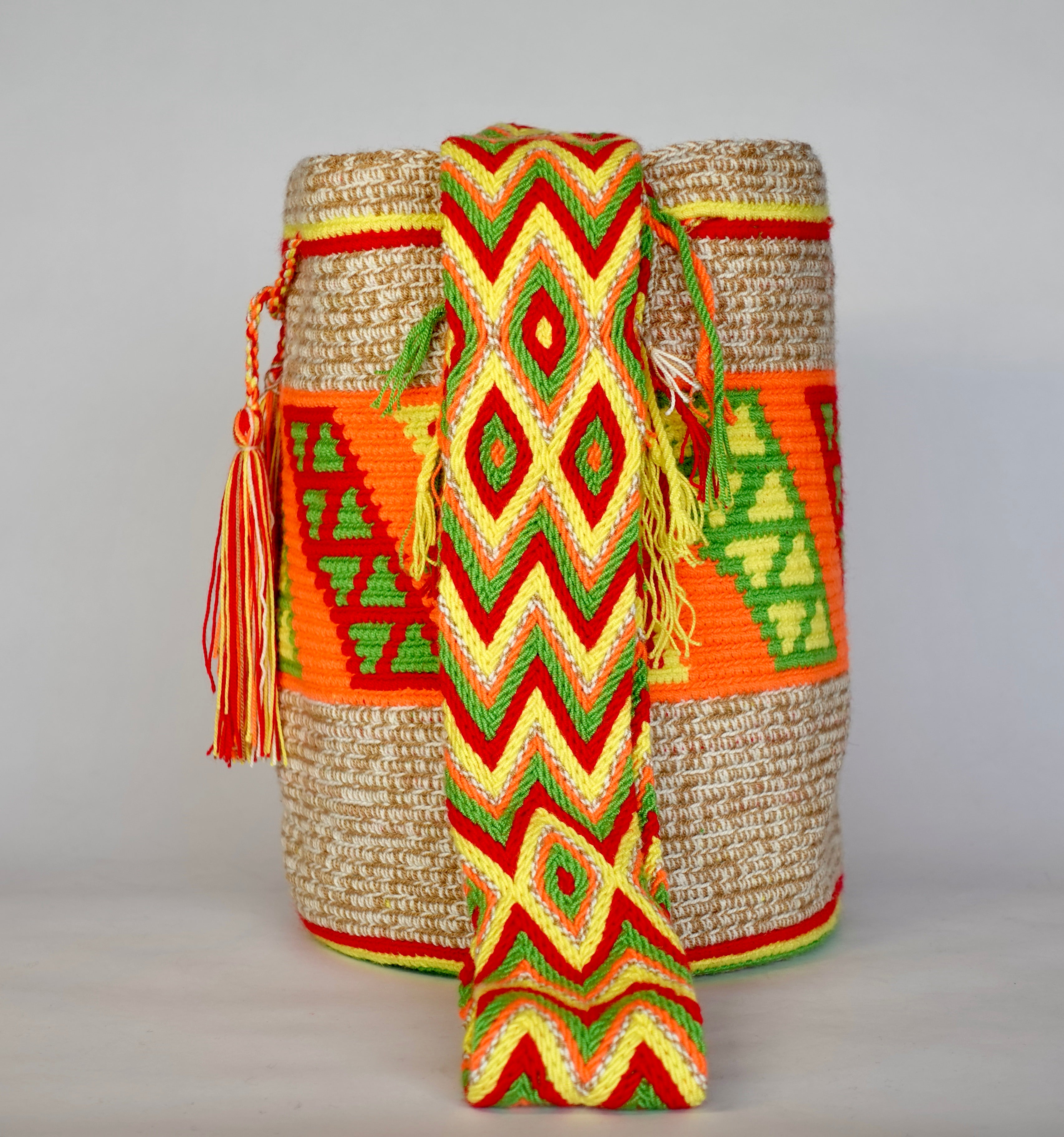 Cerazqoeiu Wayuu Mochila Handmade Purse
