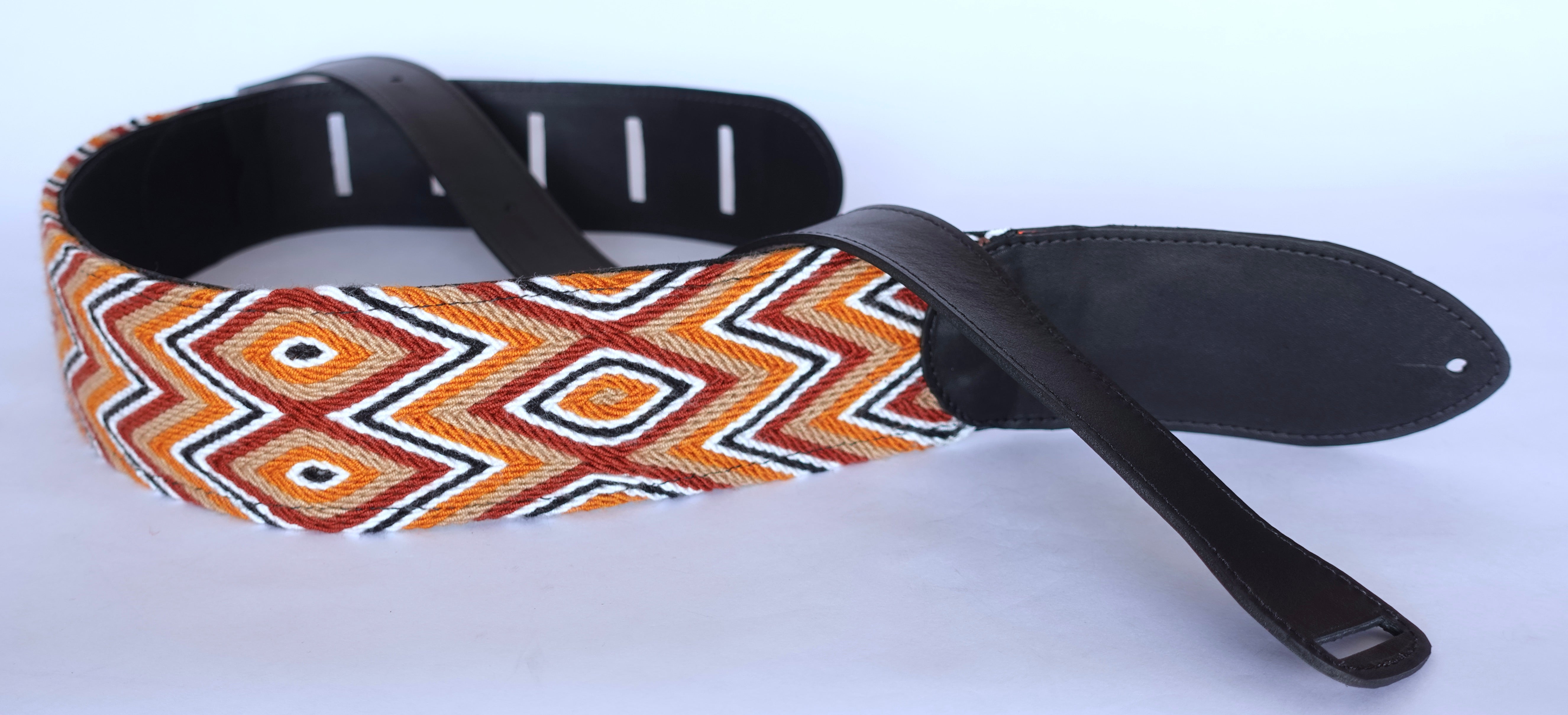 Zalquiüozoqo Handmade Leather Guitar Strap