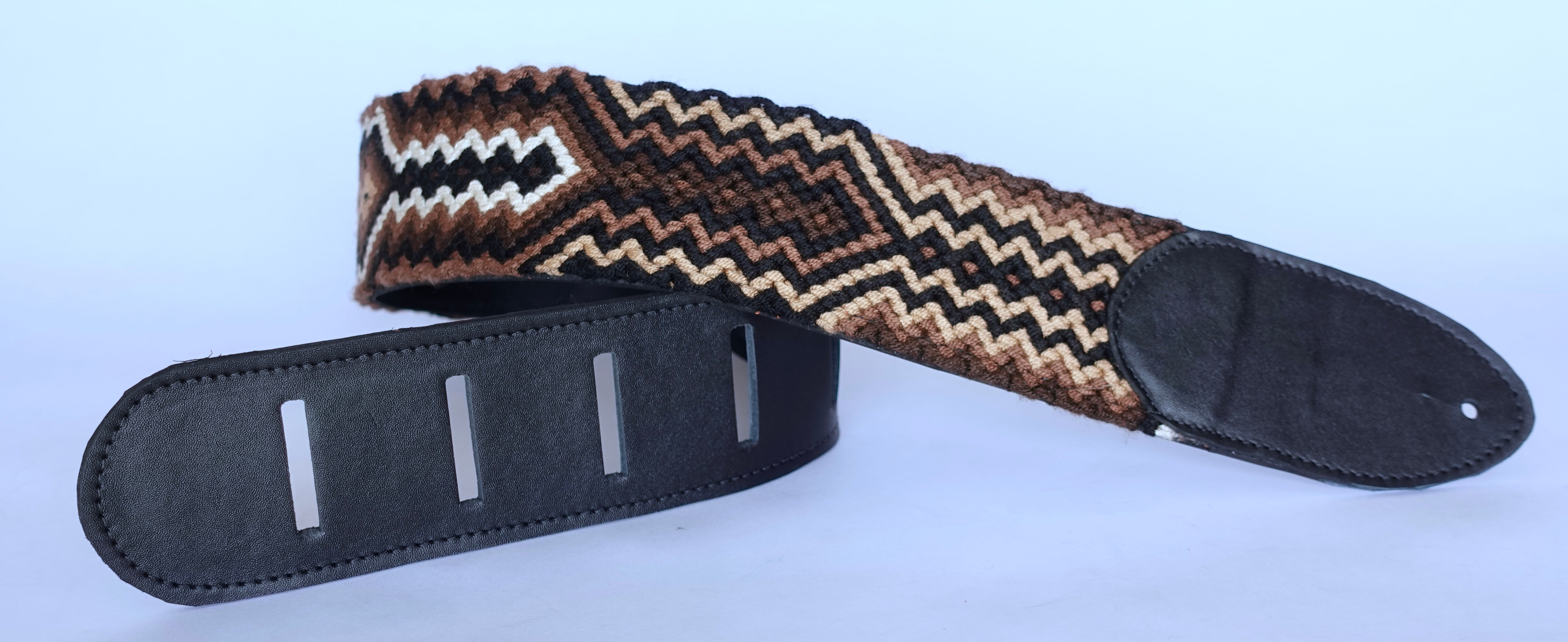 Yáoqowiuaiquí Handmade Leather Guitar Strap