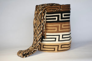 Escalonaoqui Wayuu Mochila Handmade Purse