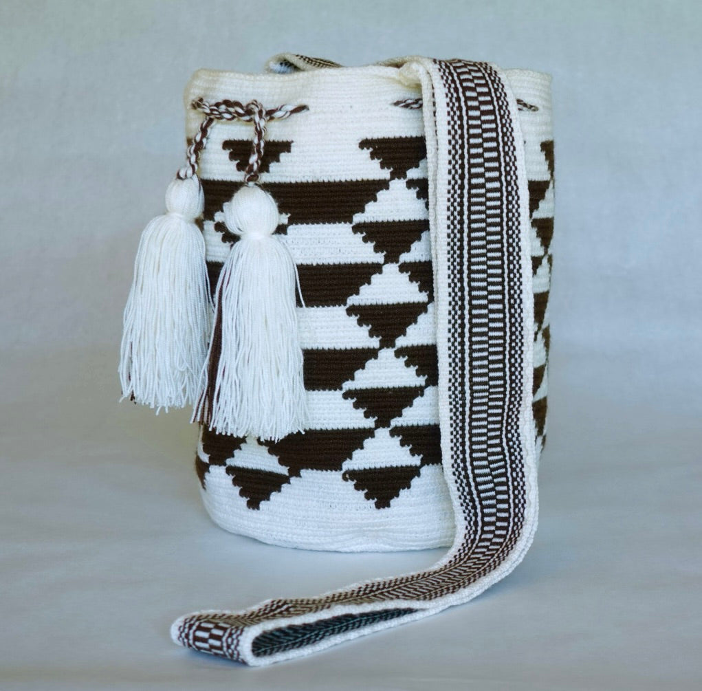 Bosque Wayuu Mochila Handmade Purse