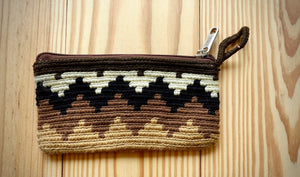 Joiuiui Wayuu Handmade Clutch, Small
