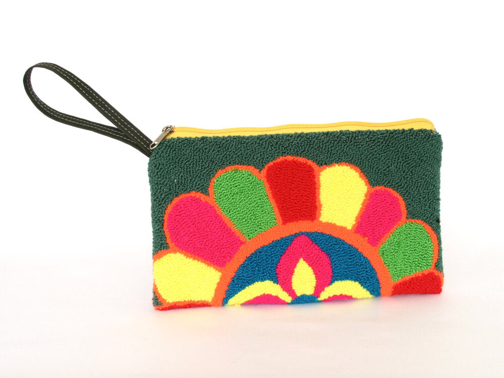 Esmeralda Wayuu Handmade Clutch
