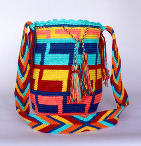 Okauka Wayuu Mochila Handmade Purse (Medium)