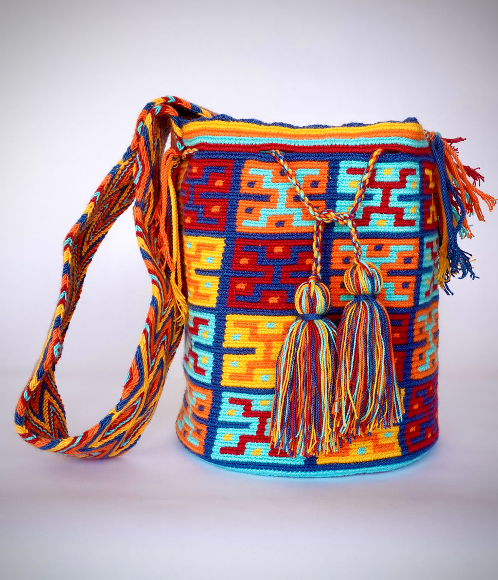 Colombian Handbags, Mochila Wayuu, 100% Original Colombian Cotton Handmade  Bucket Bag. (EMBROIDERY)