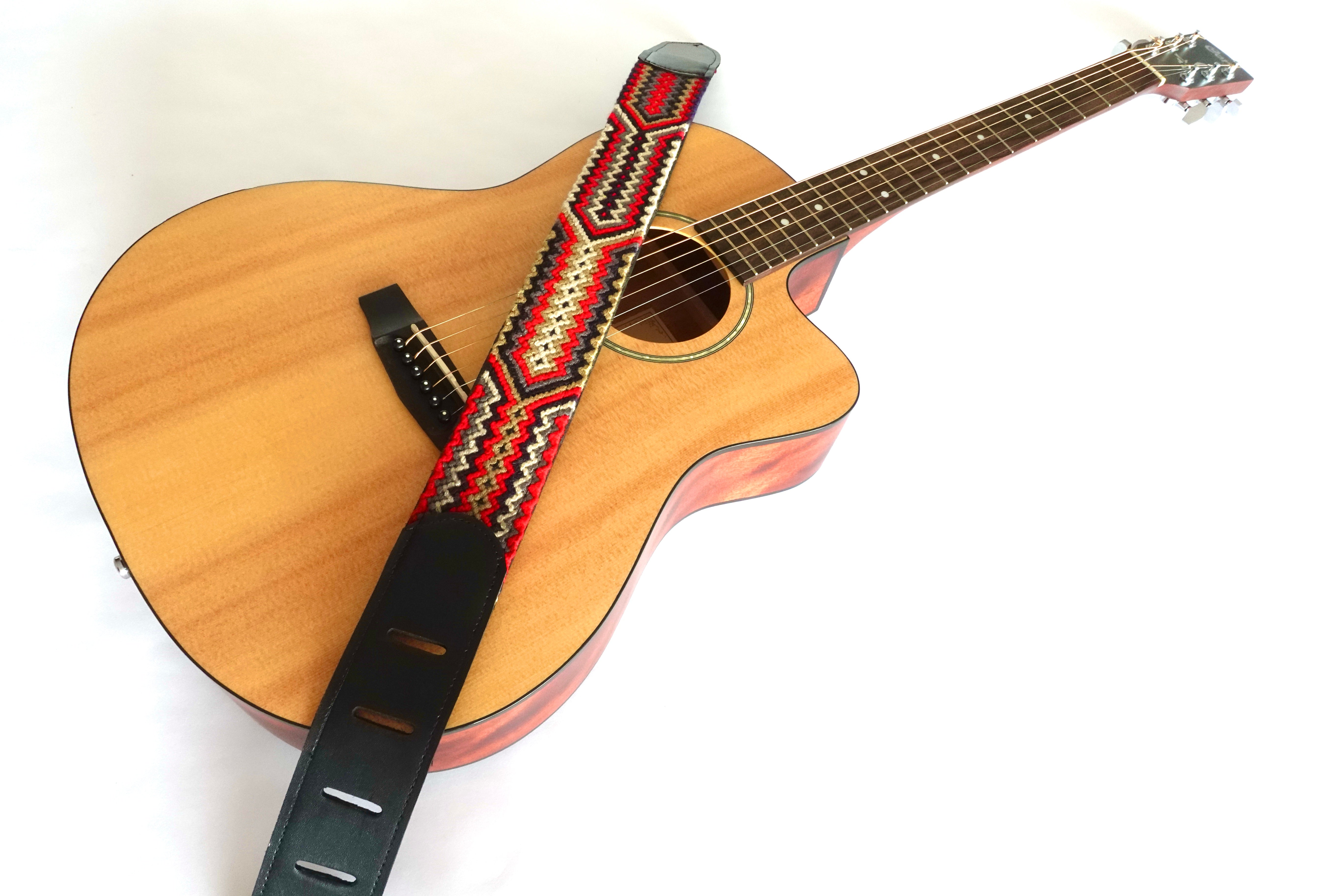 Cuentiño Handmade Leather Guitar Strap